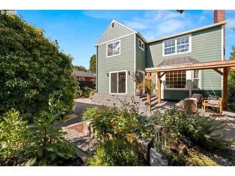 6414 NE 38th Avenue Portland OR 97211