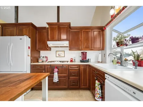 1509 NW 12th Court Gresham OR 97030