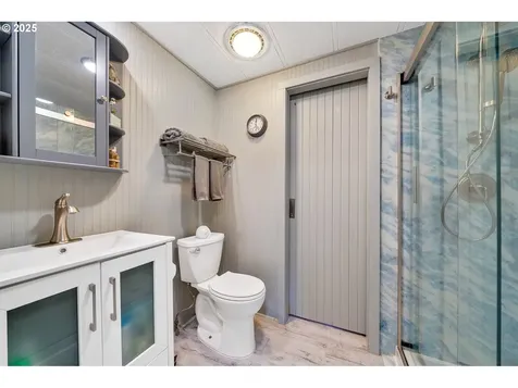 5915 Seattle Avenue Bay City OR 97107