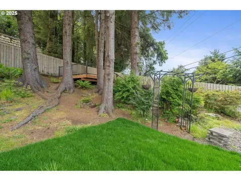 5915 Seattle Avenue Bay City OR 97107