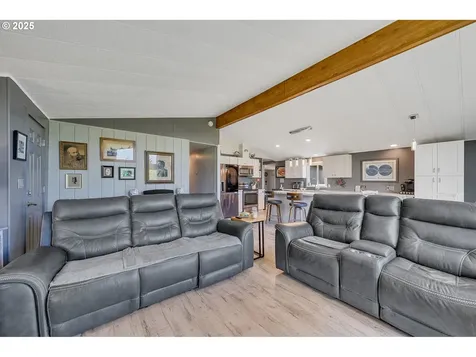 5915 Seattle Avenue Bay City OR 97107