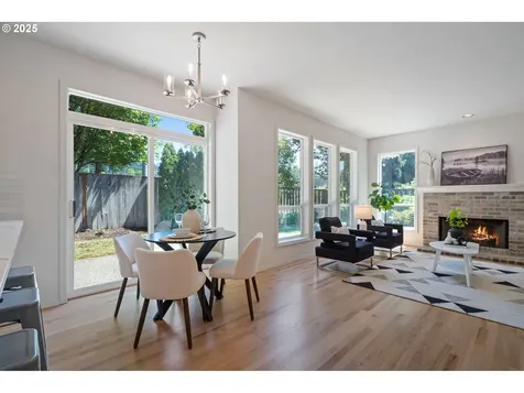 14067 Chatham Court Lake Oswego OR 97035