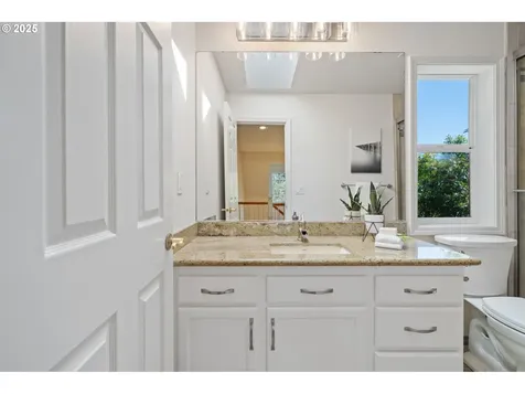 14067 Chatham Court Lake Oswego OR 97035