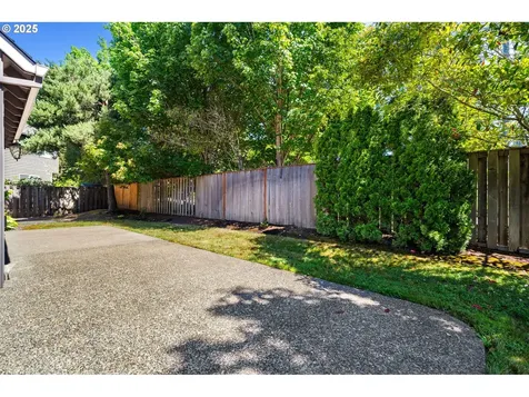 14067 Chatham Court Lake Oswego OR 97035