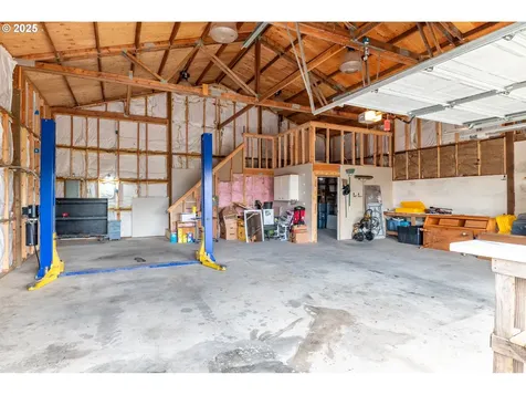 220 Plomondon Road Toledo WA 98591