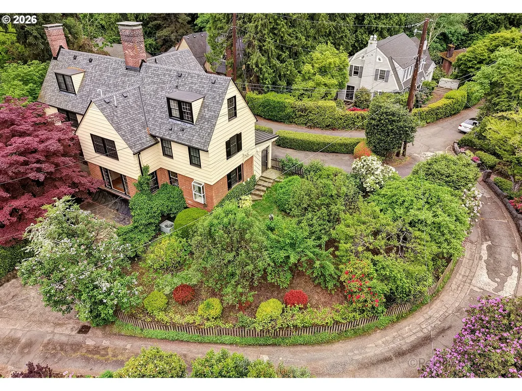 1975 SW Edgewood Road Portland OR 97201