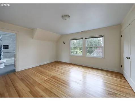1975 SW Edgewood Road Portland OR 97201