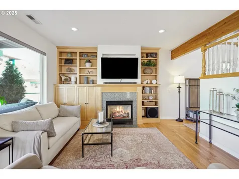 1741 N Jantzen Avenue Portland OR 97217