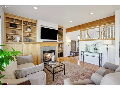 1741 N Jantzen Avenue Portland OR 97217