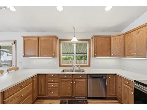 277 NE Holiday Avenue Dallas OR 97338