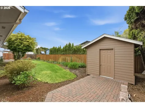 277 NE Holiday Avenue Dallas OR 97338