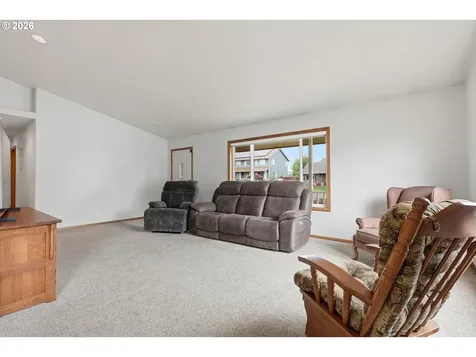277 NE Holiday Avenue Dallas OR 97338