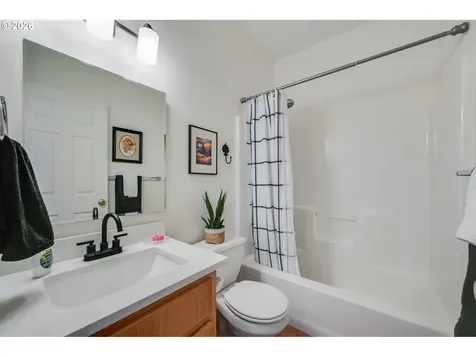 3851 P Street Washougal WA 98671