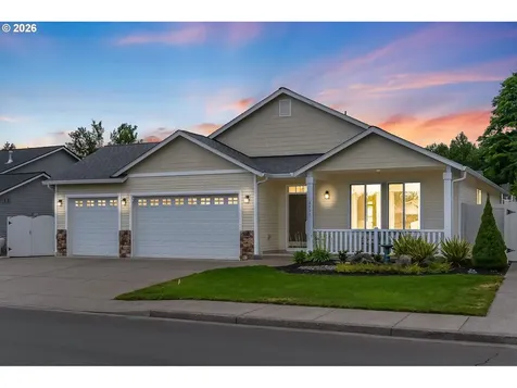 3851 P Street Washougal WA 98671