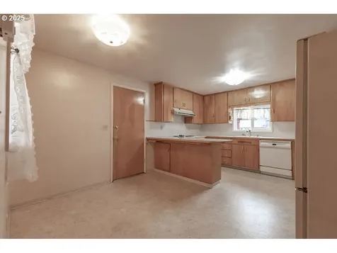 4494 Cascade Drive Eugene OR 97402