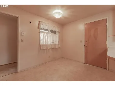 4494 Cascade Drive Eugene OR 97402