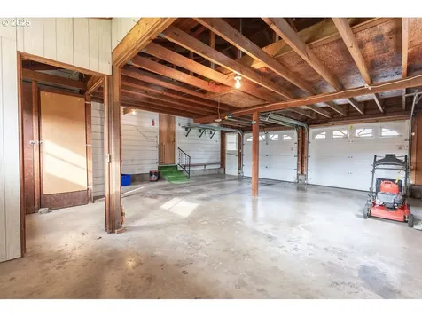 4494 Cascade Drive Eugene OR 97402