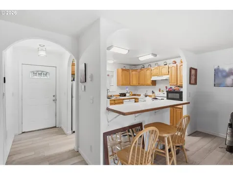 783 W Main Street Sheridan OR 97378