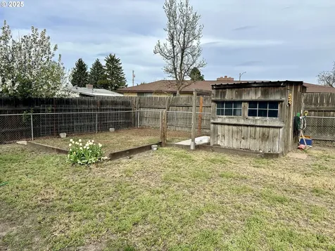 610 S Roosevelt Street Goldendale WA 98620