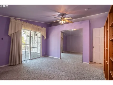 237 Country Lane Roseburg OR 97471