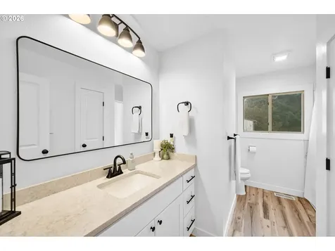 1315 SW Dorothy Street Mcminnville OR 97128