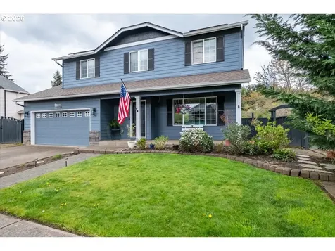 302 Division Street Silverton OR 97381