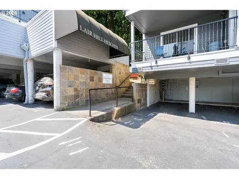 3473 SW Barbur Boulevard Portland OR 97239