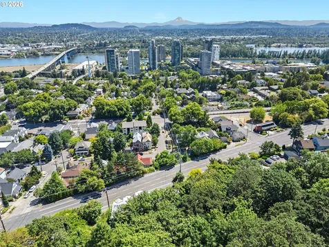 3473 SW Barbur Boulevard Portland OR 97239