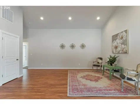 1714 SE Osoberry Street Dallas OR 97338