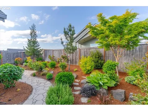 1714 SE Osoberry Street Dallas OR 97338