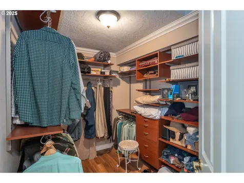 1850 Del Rio Road Roseburg OR 97471