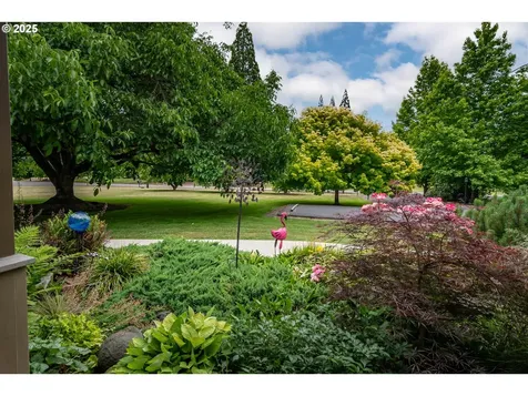 1850 Del Rio Road Roseburg OR 97471