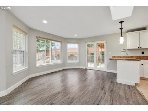 159 Balboa Loop Kelso WA 98626