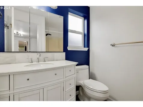 159 Balboa Loop Kelso WA 98626