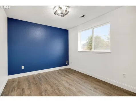 159 Balboa Loop Kelso WA 98626