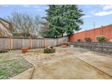 159 Balboa Loop Kelso WA 98626
