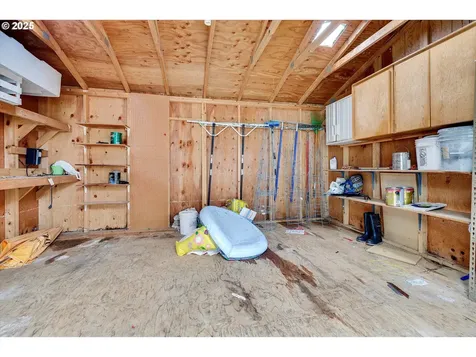 159 Balboa Loop Kelso WA 98626
