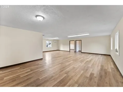132 NE Rifle Range Street Roseburg OR 97470