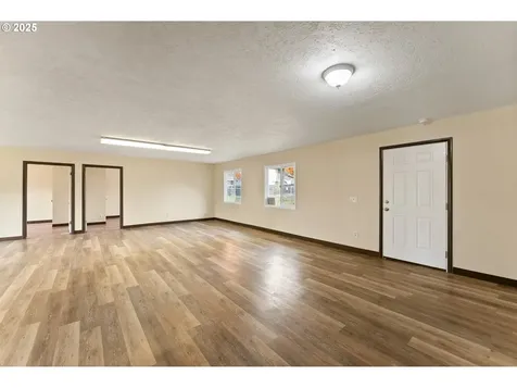 132 NE Rifle Range Street Roseburg OR 97470