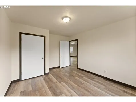 132 NE Rifle Range Street Roseburg OR 97470