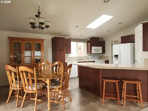 835 Raechel Road Lakeside OR 97449