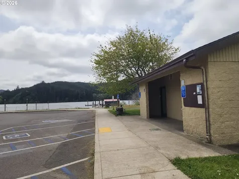 835 Raechel Road Lakeside OR 97449