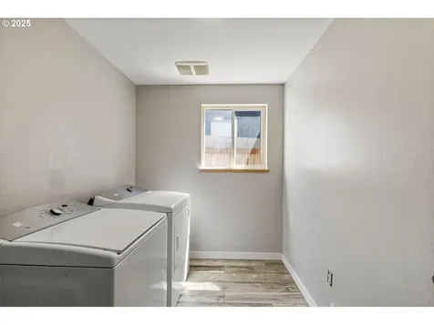 1215 W 20th Street Vancouver WA 98660