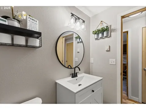 1215 W 20th Street Vancouver WA 98660