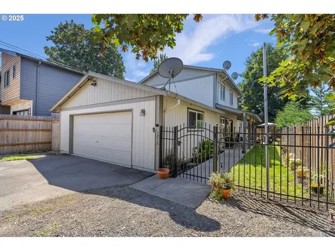1215 W 20th Street Vancouver WA 98660