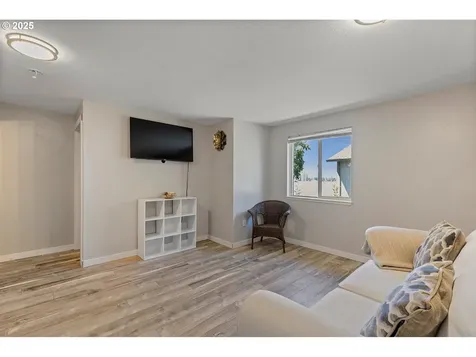 1215 W 20th Street Vancouver WA 98660