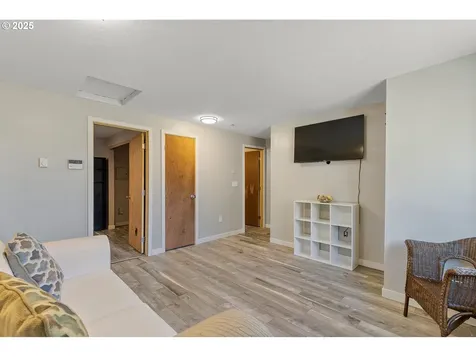1215 W 20th Street Vancouver WA 98660