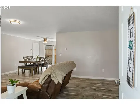 1215 W 20th Street Vancouver WA 98660