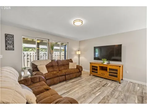 1215 W 20th Street Vancouver WA 98660