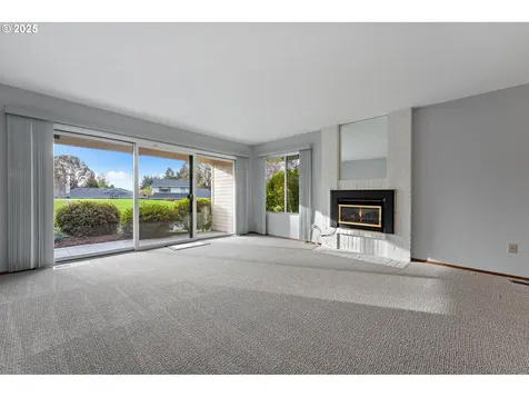 15960 SW Greens Way Portland OR 97224